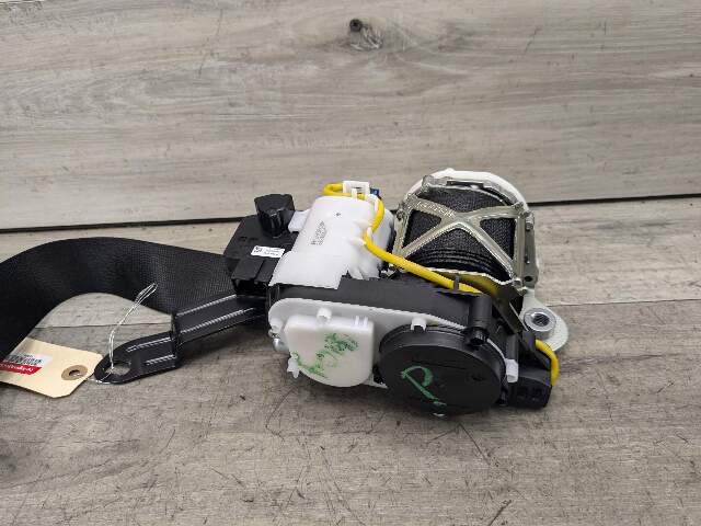 OEM BMW G01 G02 X3 X4 F97 F98 Front Passenger Seat Belt Seatbelt Retractor Black