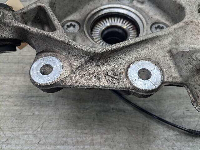 18-24 OEM BMW G01 X3 REAR Left Driver Side Wheel Hub Spindle Knuckle Bearing