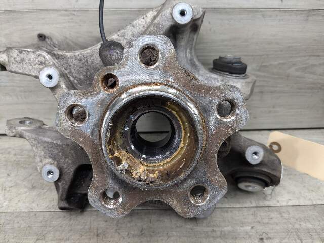 18-24 OEM BMW G01 X3 REAR Left Driver Side Wheel Hub Spindle Knuckle Bearing