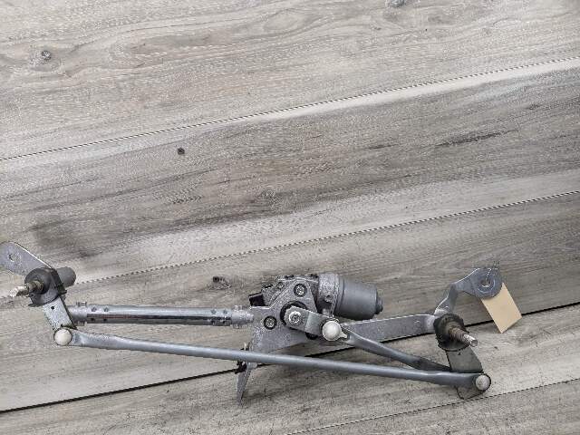 OEM BMW G01 G02 X3 X4 F97 Front Windshield Wiper Motor Linkage Washer Assembly