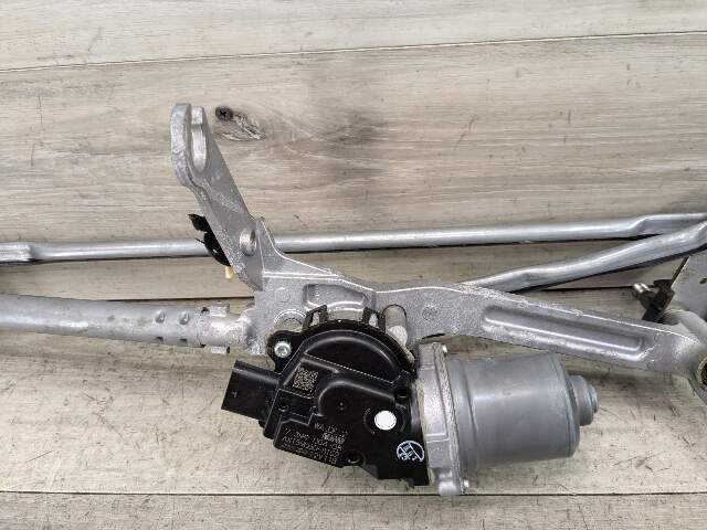 OEM BMW G01 G02 X3 X4 F97 Front Windshield Wiper Motor Linkage Washer Assembly