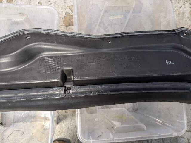 OEM BMW G01 G02 X3 X4 F97 F98 Windshield Wiper Cowl Top Cover Panel Griile