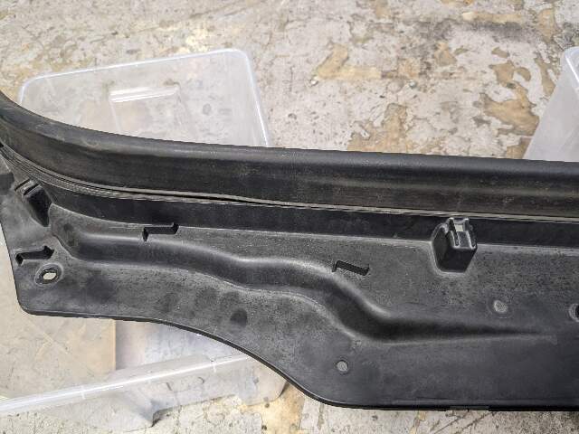 OEM BMW G01 G02 X3 X4 F97 F98 Windshield Wiper Cowl Top Cover Panel Griile