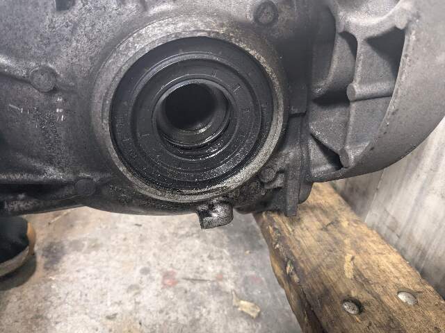 OEM BMW G01 G02 X3 X4 xDrive AWD Rear Differential Axle Gearbox Carrier 3.38 73k