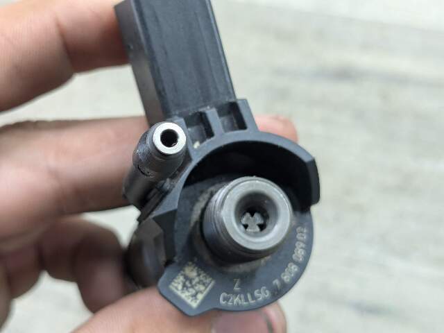 OEM BMW E70 E83 E90 E93 335d X5 35d Diesel M57N2 High Pressure Fuel RP Injector