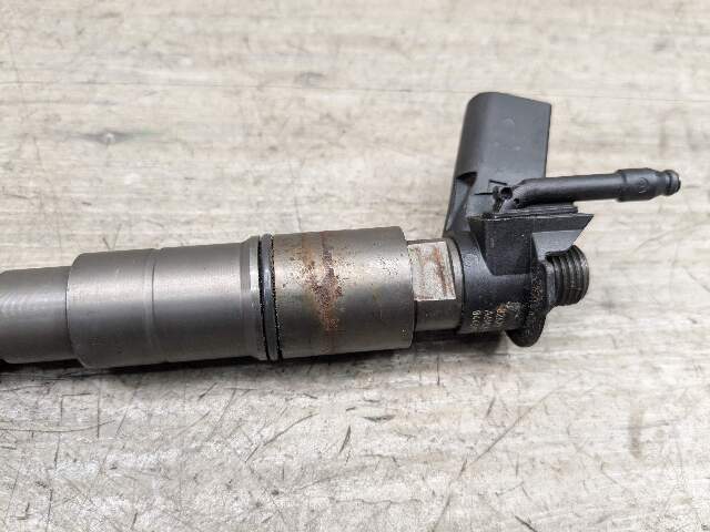 OEM BMW E70 E83 E90 E93 335d X5 35d Diesel M57N2 High Pressure Fuel RP Injector