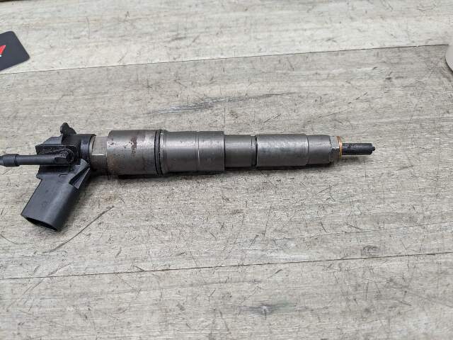 OEM BMW E70 E83 E90 E93 335d X5 35d Diesel M57N2 High Pressure Fuel RP Injector