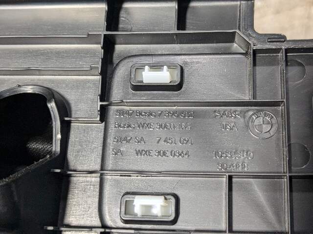 OEM BMW G01 F97 X3 X3M Trunk Scuff Plate Door Sill Latch Surround Trim
