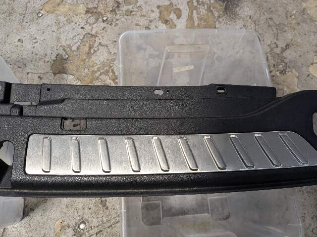 OEM BMW G01 F97 X3 X3M Trunk Scuff Plate Door Sill Latch Surround Trim