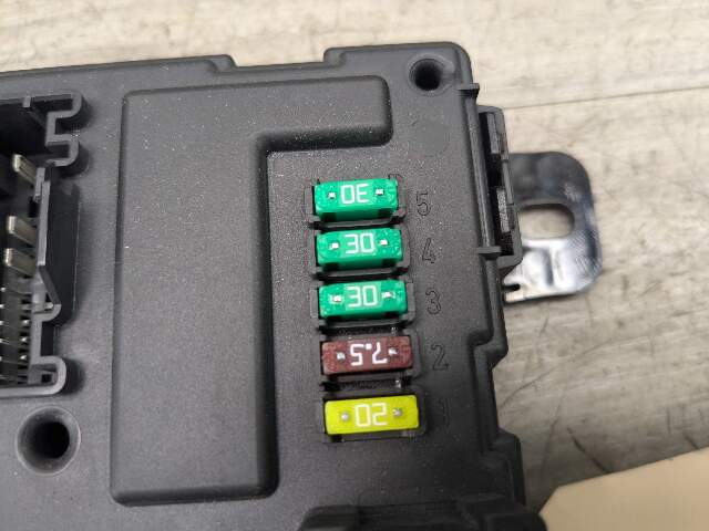 12-18 OEM BMW F82 F30 F32 REM Rear Body Control Unit Electronic Module BCM Box