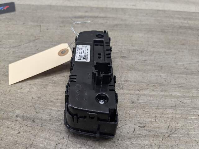 OEM BMW G01 G02 F97 F98 X3 X4 AC Rear Heater Climate Control Switch Panel HEATED