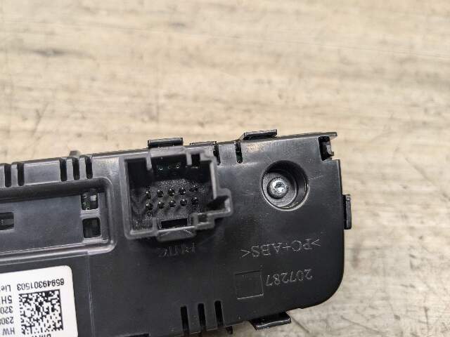 OEM BMW G01 G02 F97 F98 X3 X4 AC Rear Heater Climate Control Switch Panel HEATED