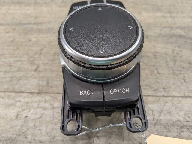 OEM BMW G30 G01 G02 F90 X3 X4 iDrive Navigation Controller Knob NBT NAV Button