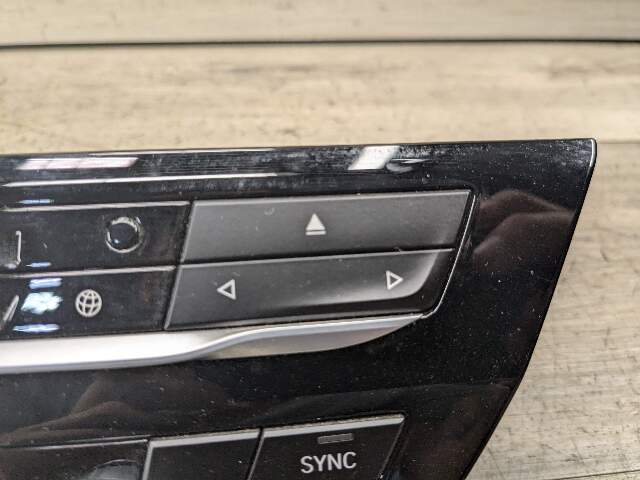 18-24 OEM BMW F97 F98 G01 G02 X3 X4 AC Climate Control Panel Radio Media Buttons