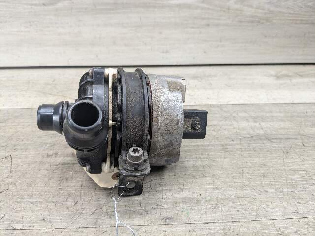 OEM BMW G01 G05 G12 F97 F98 Auxiliary Electric Water Pump Cooling Engine B46 S58
