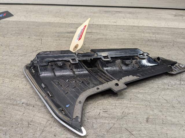 OEM BMW F97 X3M Left Driver Fender Grille Grill Vent Trim Air Duct Cover