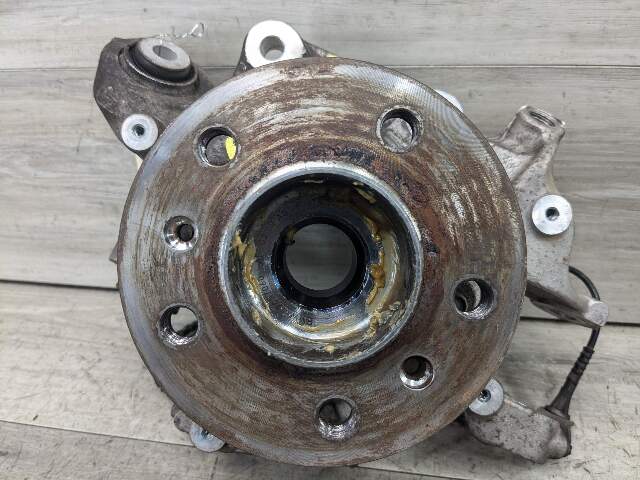 20-24 OEM BMW F97 F98 X3M X4M REAR Left Driver Side Wheel Hub Spindle Knuckle