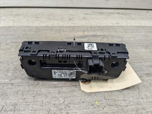 OEM BMW G20 G22 G23 G26 G80 G82 G83 Rear AC Air Climate Control Switch Module