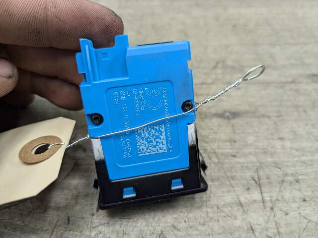 OEM BMW F44 F48 F97 G01 G05 G12 G20 G30 G80 USB Dual Type C Charger Port Socket
