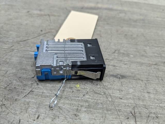 OEM BMW F44 F48 F97 G01 G05 G12 G20 G30 G80 USB Dual Type C Charger Port Socket