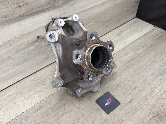 19-25 OEM BMW G20 G22 G23 FRONT Right Passenger Hub Spindle Knuckle Bearing RWD