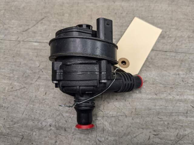 OEM BMW G01 G05 G20 G23 G30 Engine B46 B58 Auxiliary Electric Water Pump Cooling