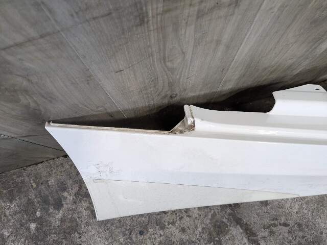 OEM BMW G29 Z4 M40 M SPORT Right Passenger Side Skirt Rocker Panel White 300