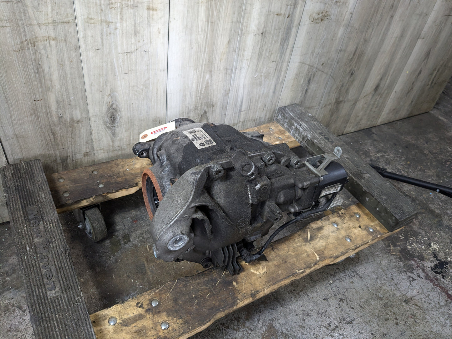 OEM BMW G20 G21 330 M340 AWD Rear Differential Axle Gearbox Carrier AT 2.81 44k