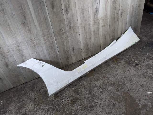 OEM BMW G29 Z4 M40 M SPORT Left Driver Side Skirt Rocker Panel White 300 *NOTE