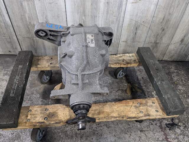 16-20 OEM BMW G11 G12 G30 M550 750 M760 AWD Rear Differential Axle Carrier 2.81
