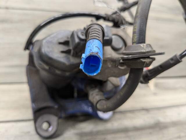 20-24 OEM BMW F97 F98 X3M X4M REAR Right Passenger Side Caliper Brembo Blue