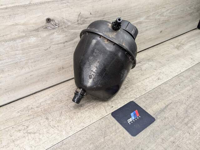 OEM BMW F97 G01 G05 X3 X5 X6 X7 Front Radiator Coolant Reservoir Expansion Tank