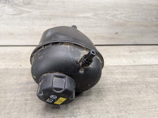 OEM BMW F97 G01 G05 X3 X5 X6 X7 Front Radiator Coolant Reservoir Expansion Tank