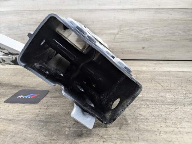 19-21 OEM BMW G20 330 M340 Front Right Passenger SIde Apron CUT Supporting Strut