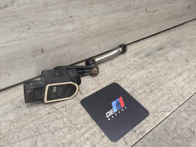 OEM BMW E82 E88 Front Right Passenger Side Height Level Sensor