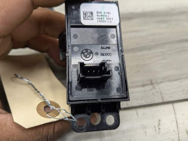 OEM BMW F90 M5 G30 G01 X3 G02 X4 F97 F98 Parking Brake Auto Hold Switch BLACK
