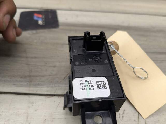 OEM BMW F90 M5 G30 G01 X3 G02 X4 F97 F98 Parking Brake Auto Hold Switch BLACK