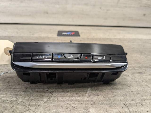 18-24 OEM BMW G01 G02 F97 F98 X3 X4 AC Rear Heater Climate Control Switch Panel
