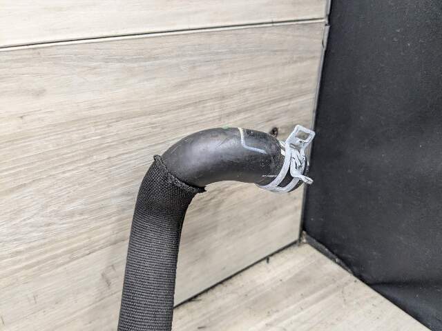 19-24 OEM BMW G01 G02 X3 X4 AC Heater Coolant Water Outlet Hose Tube Pipe