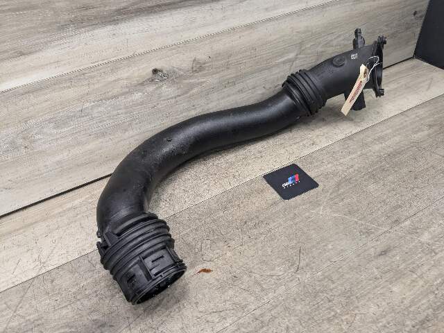 17-24 OEM BMW F22 F30 G20 G30 Intercooler Charge Air Induction Pipe Tract B46