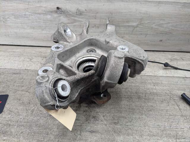 18-21 OEM BMW G01 X3 REAR Right Passenger Side Hub Spindle Knuckle Bearing