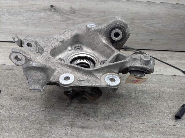 18-21 OEM BMW G01 X3 REAR Right Passenger Side Hub Spindle Knuckle Bearing