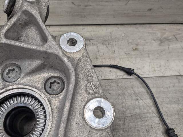 18-21 OEM BMW G01 X3 REAR Right Passenger Side Hub Spindle Knuckle Bearing