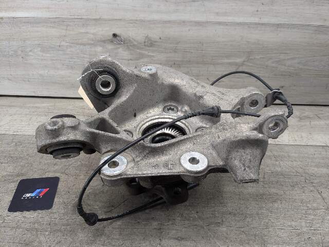 18-21 OEM BMW G01 X3 REAR Left Driver Side Knuckle Wheel Hub Spindle Bearing