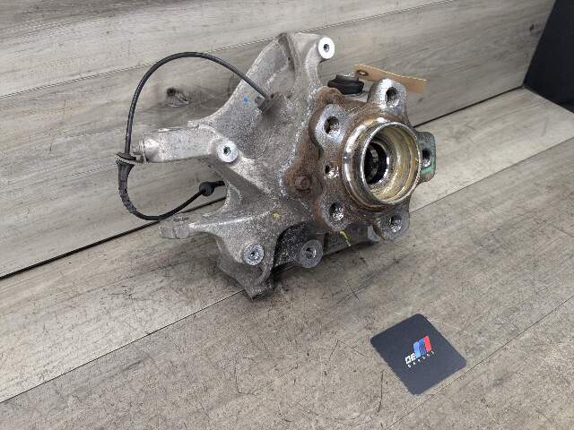 18-21 OEM BMW G01 X3 REAR Left Driver Side Knuckle Wheel Hub Spindle Bearing