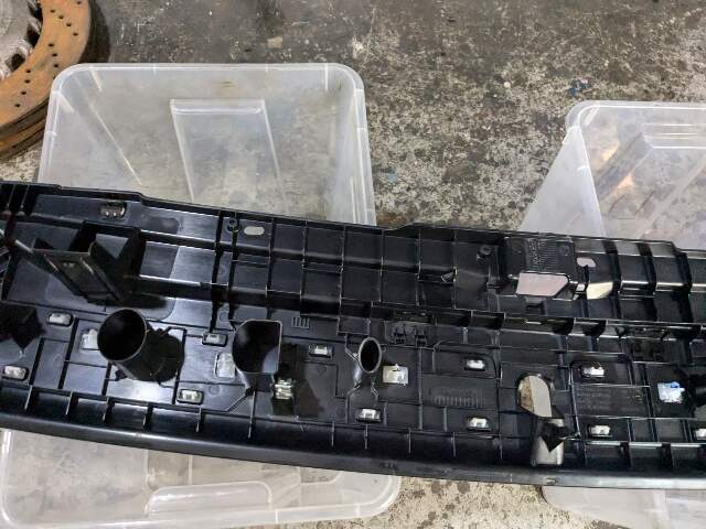 18-23 OEM BMW G01 F97 X3 X3M Trunk Scuff Plate Door Sill Latch Surround Trim