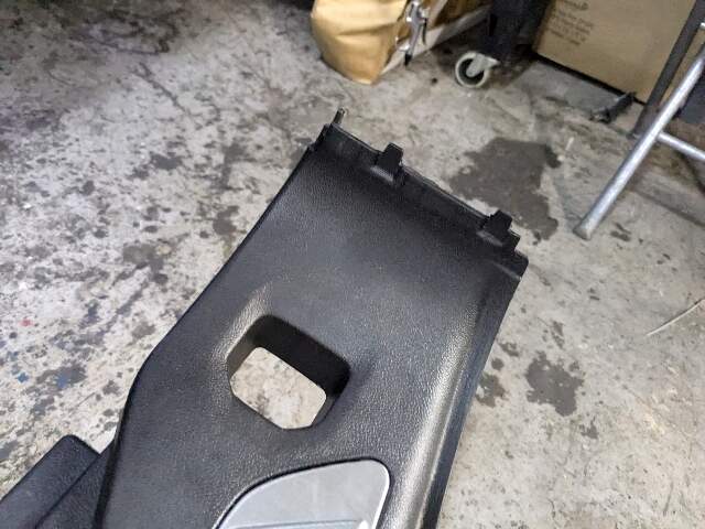 18-23 OEM BMW G01 F97 X3 X3M Trunk Scuff Plate Door Sill Latch Surround Trim