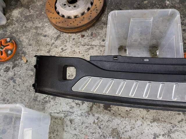 18-23 OEM BMW G01 F97 X3 X3M Trunk Scuff Plate Door Sill Latch Surround Trim
