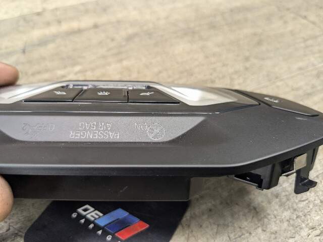 OEMM BMW F91 G14 G23 G29 G83 Z4 M4 M8 Interior Courtesy Roof Dome Light Module