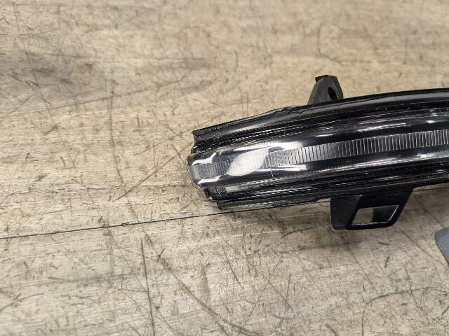 18-24 OEM BMW F39 G29 X2 Z4 Left Driver Side Mirror Turn Signal Light Indicator
